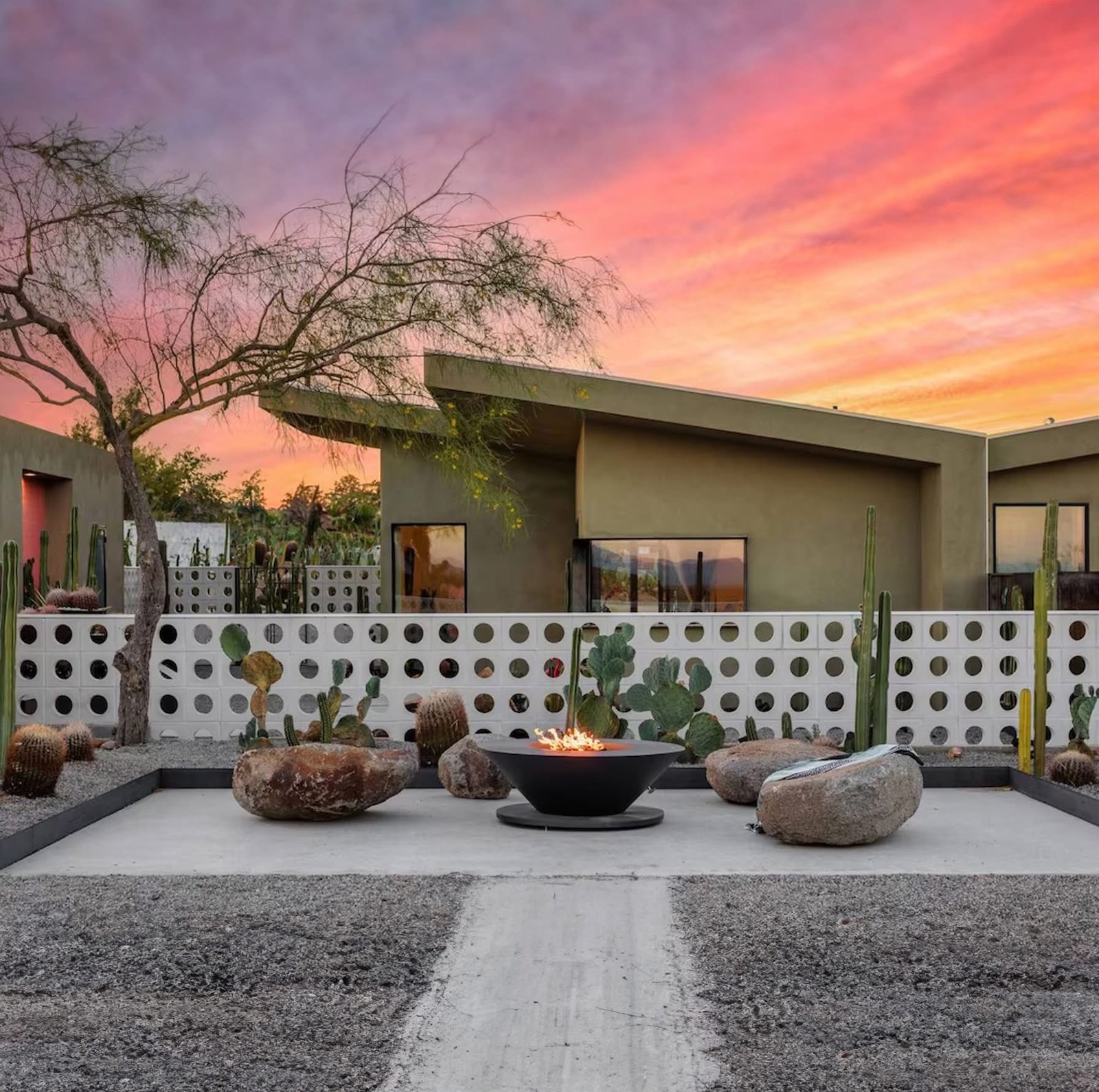 Concrete breeze block wall in a modern architectural landscape project by Wombat Blocks